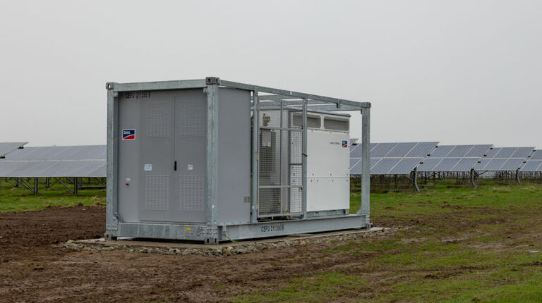 Green Arrow Capital, Stern Energy e SMA Solar Technology: uno dei più grandi interventi di revamping inverter in Europa presso la centrale fotovoltaica Rose Cottage, di proprietà di Green Arrow Capital