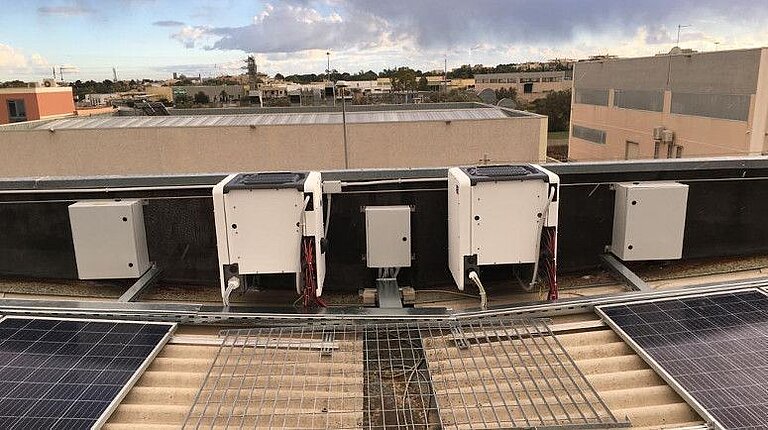Sunny Tripower Core1 di SMA – energia pulita per la lavanderia industriale Ecolav Srl a San Vito dei Normanni (BR)