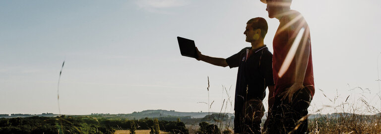 Verbessern Sie die Leistung Ihrer Anlage mit SMA. Repowering für PV-Kraftwerke. Einfach mehr.